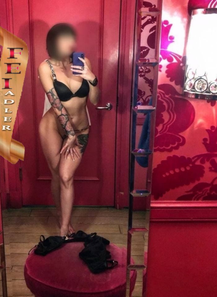   ,  +7 (993) 154-9597